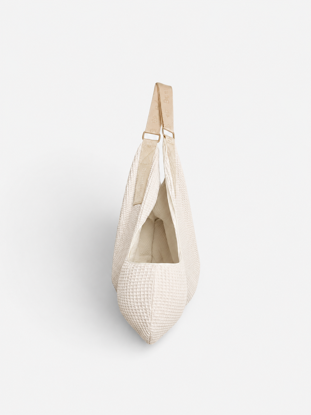 Beelyra Sleeper